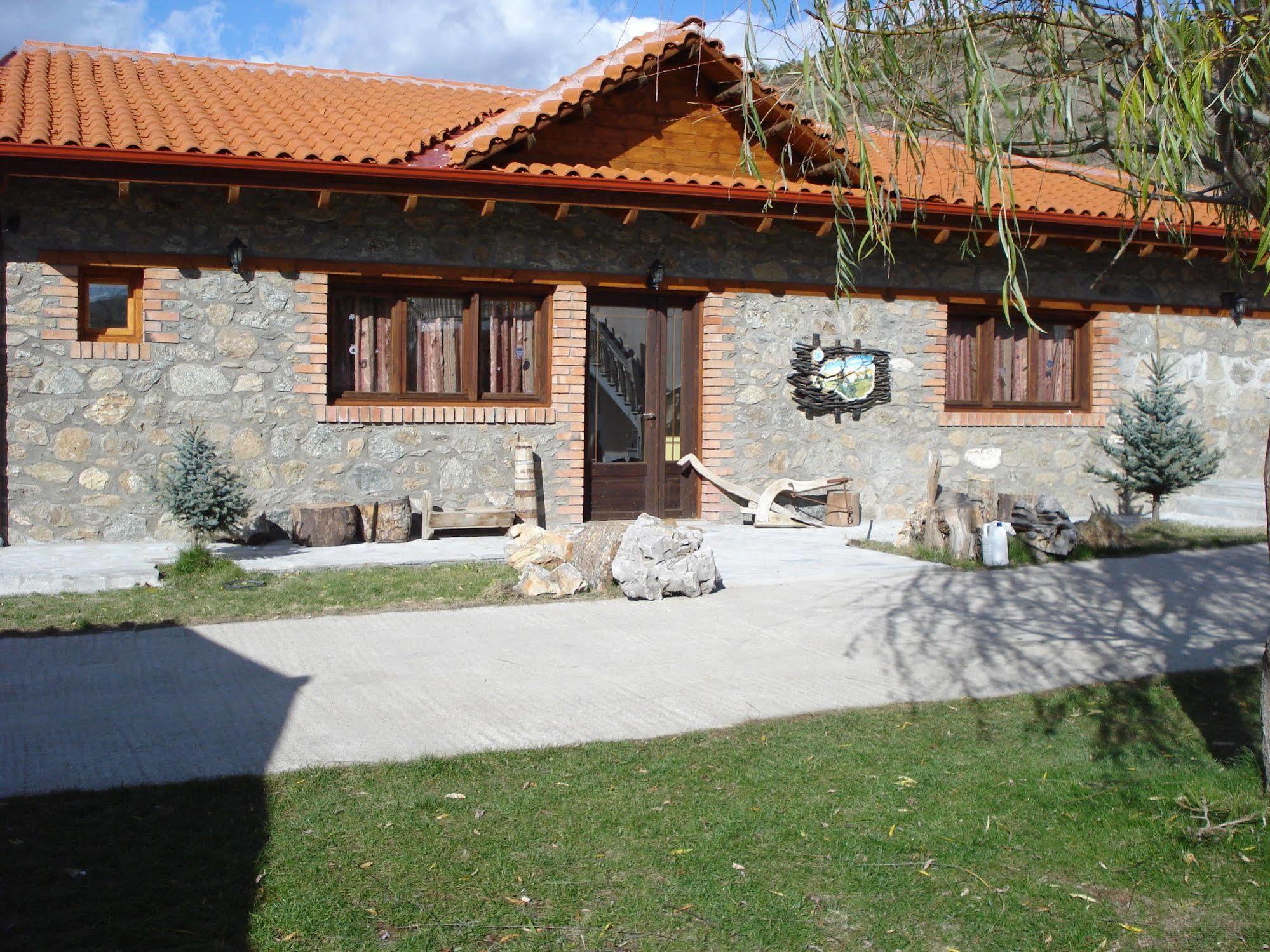 Villa Platythea Platy  Buitenkant foto