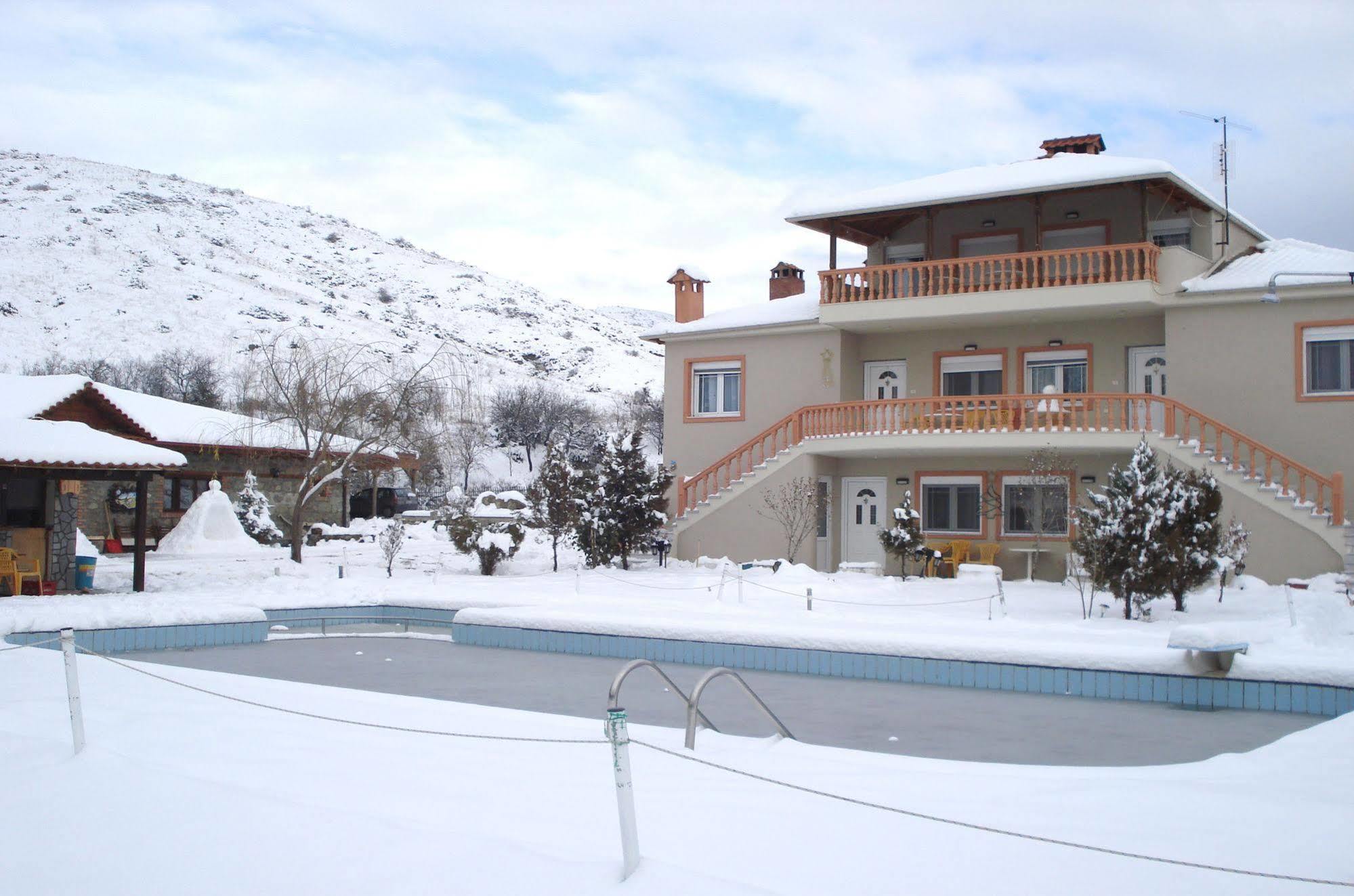 Villa Platythea Platy  Buitenkant foto